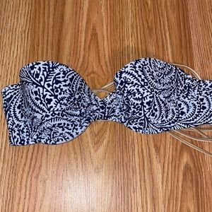 Strapless bikini top